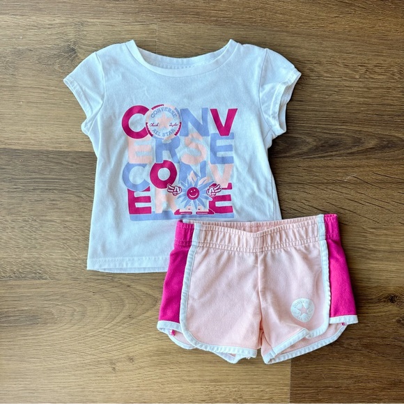 Converse | Short Set - Picture 1 of 3